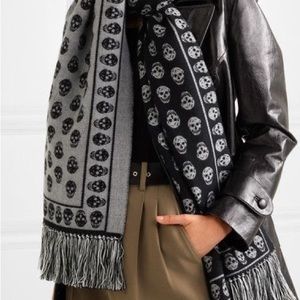Alexander McQueen Grey Wool Fringe Skull Reversible Scarf.